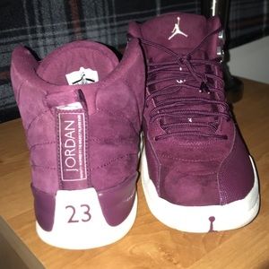 Jordan 12 Bordeaux